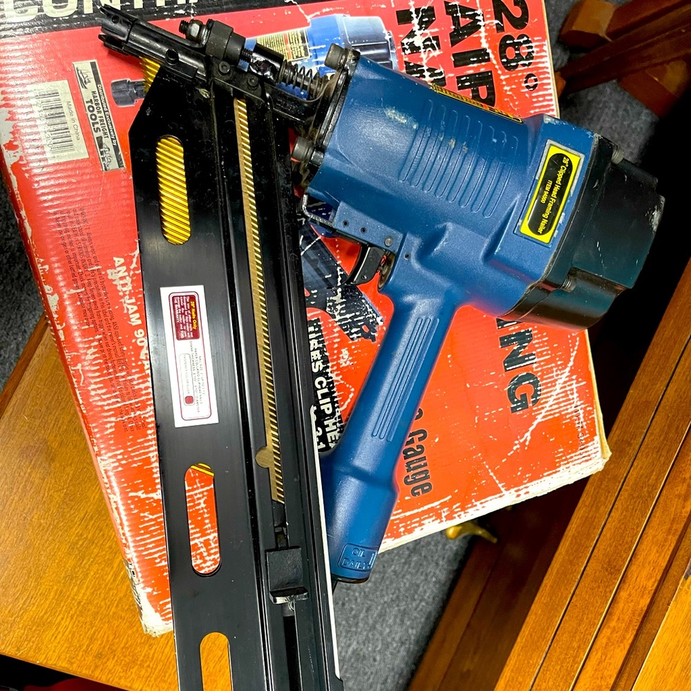 AIR FRAMING GUN NAILER 28’ Degree , 8 to 10 Gauge